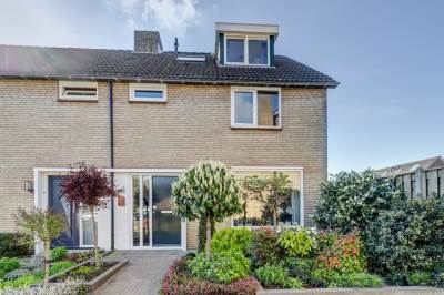 Woning Koningin Julianastraat 121 Tholen