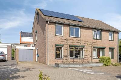 Woning van Hogendorpstraat 4 Dinteloord