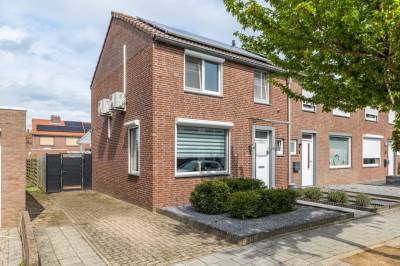 Woning Irenestraat 1 Puth