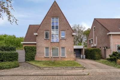 Woning Mies van der Rohestraat 16 Landgraaf