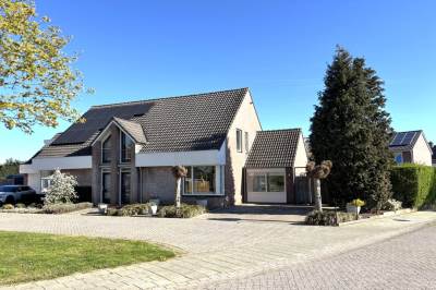 Woning Oranjelaan 2 Maasbracht