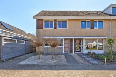 Woning Zuiderwoid 36 Lutjebroek