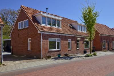 Woning Burgemeester van der Borchstraat 15 Holten