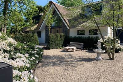 Woning Herdersweg 1 Laren (NH)