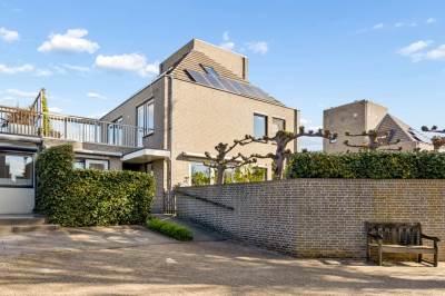 Woning Admiraalsborch 12 Houten