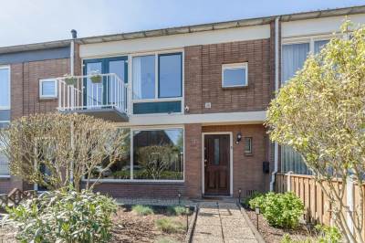 Woning Leeuweriklaan 76 Tiel
