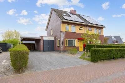 Woning Esdoornstraat 31 Uithuizermeeden