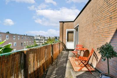Woning Molukkenstraat 94E Amsterdam
