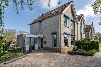 Woning Prins Bernhardlaan 77 Middelharnis