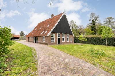 Woning Verzetstraat 120 Vriezenveen
