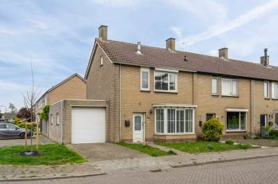 Woning Dokter Renesstraat 34 Oud-Vossemeer