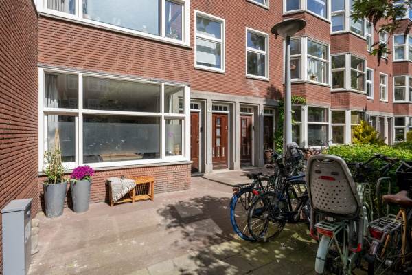 Woning Bloys van Treslongstraat 50H Amsterdam