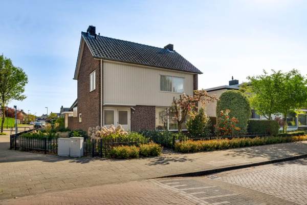 Woning Smits van Oyenlaan 8 Maarheeze