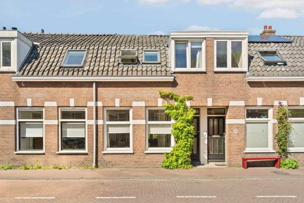 Woning Nieuwendammerdijk 147 Amsterdam
