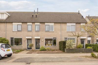 Woning Bisschop van Genkdreef 14 Willemstad