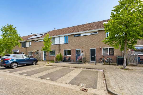Woning Buitenkruierstraat 11 Almere