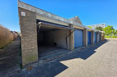 Garage Topaasstraat 10 Alphen aan den Rijn