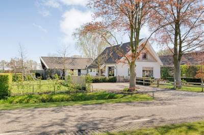 Woning Rheezerweg 72 Rheeze