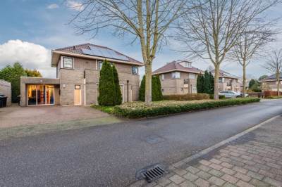 Woning Golfresidentie 87 Dronten