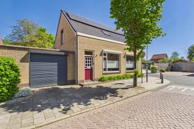 Woning Hengstdijkse Kerkstraat 2 Hengstdijk