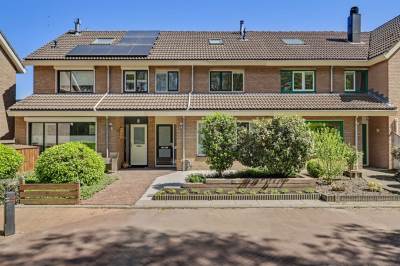 Woning Zonnebloemlaan 15 's-Gravendeel