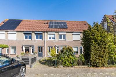Woning Adriaen Aertszoonstraat 27 Geertruidenberg