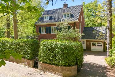 Woning Raadhuislaan 10 Wassenaar