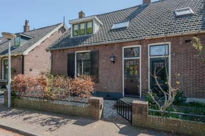 Woning Engweg 11 Huizen