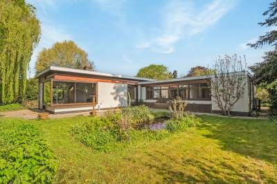 Woning van Hogendorplaan 11 Maasdam