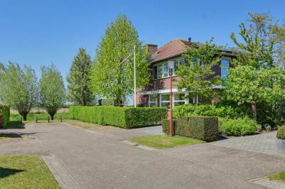 Woning De Grienden 32 Puttershoek