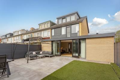 Woning Van der Waalsstraat 2 Badhoevedorp