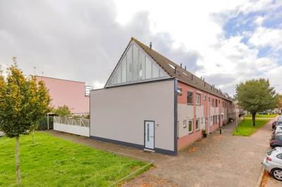 Woning Johanna Naberstraat 2 Velserbroek