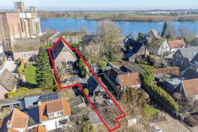 Woning Koningin Emmastraat 4 Andel