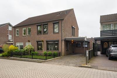 Woning De Doeze 77 Klazienaveen