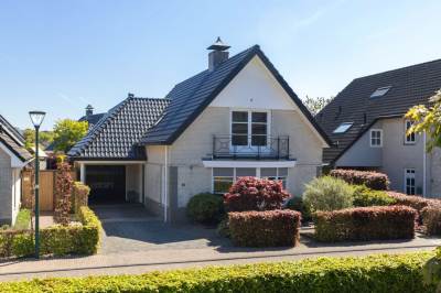 Woning Van Rijnesteinlaan 10 Renswoude