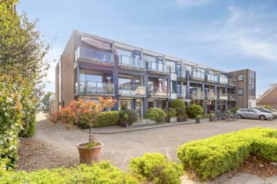 Woning Noordeinde 189B6 Roelofarendsveen