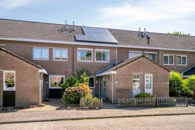 Woning Vermeerplantsoen 137 Drunen