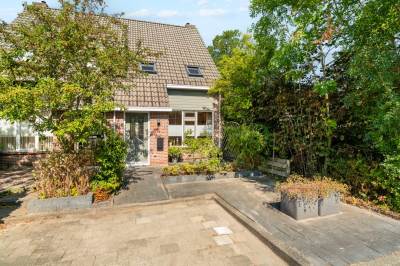 Woning Burg. Warnerslaan 31 Anna Paulowna