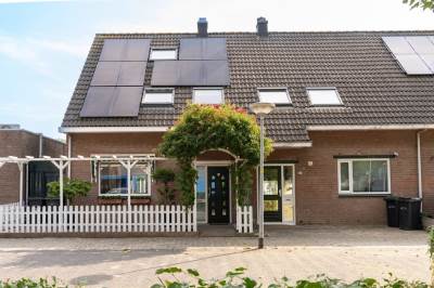Woning IJsselmeerweg 27 Almere