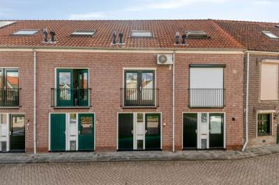 Woning Beneden Molendijk 7 Ooltgensplaat