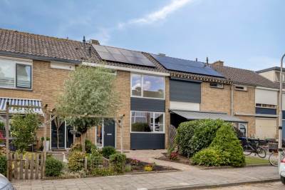 Woning Troelstrastraat 16 Alblasserdam