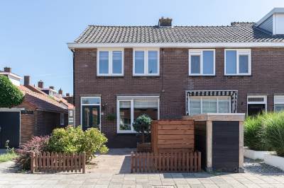 Woning Von Lindernstraat 19 Alblasserdam
