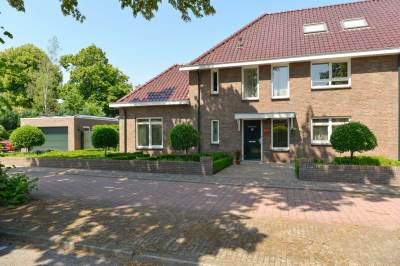 Woning Bovenlangewijnseweg 10 Huizen