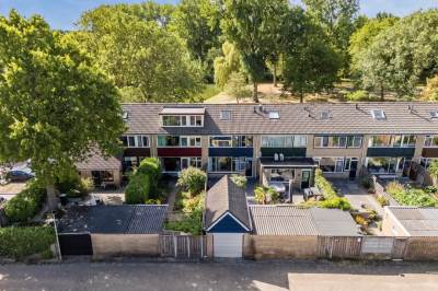 Woning Dibbetzplantsoen 24 Hellevoetsluis