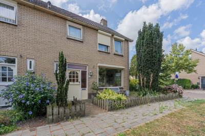 Woning Veersemeerstraat 32 Lewedorp