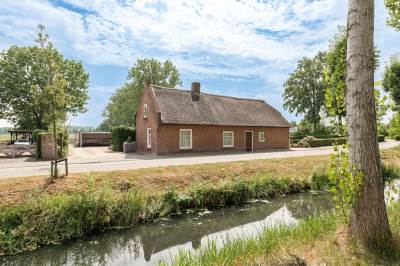 Woning Binnen 6 Dussen