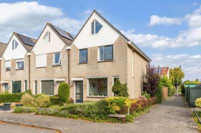 Woning Dr. W.M. Verhaarlaan 16 Emmeloord