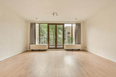 Woning Titus van Rijnstraat 271 Amsterdam