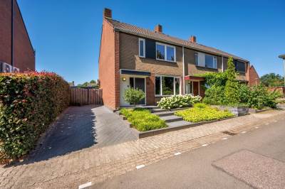 Woning Burg van Leentstraat 80 Grubbenvorst