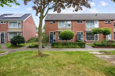 Woning Esdoornlaan 12 Marum